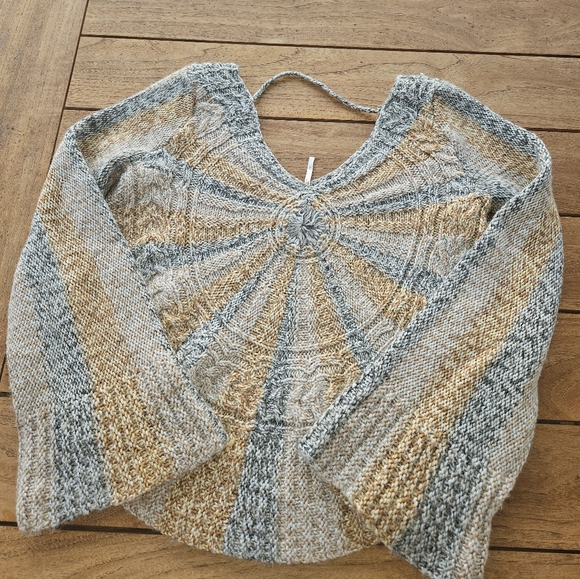 Free People Pinwheel Sunburst Sweater Size XS - Picture 3 of 5